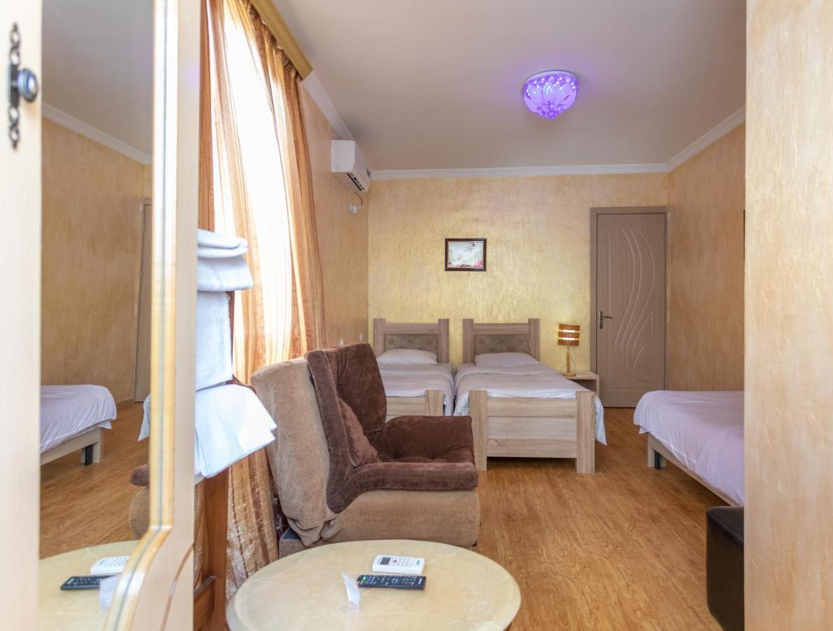 Hotel Mkudro Koutaïssi Extérieur photo