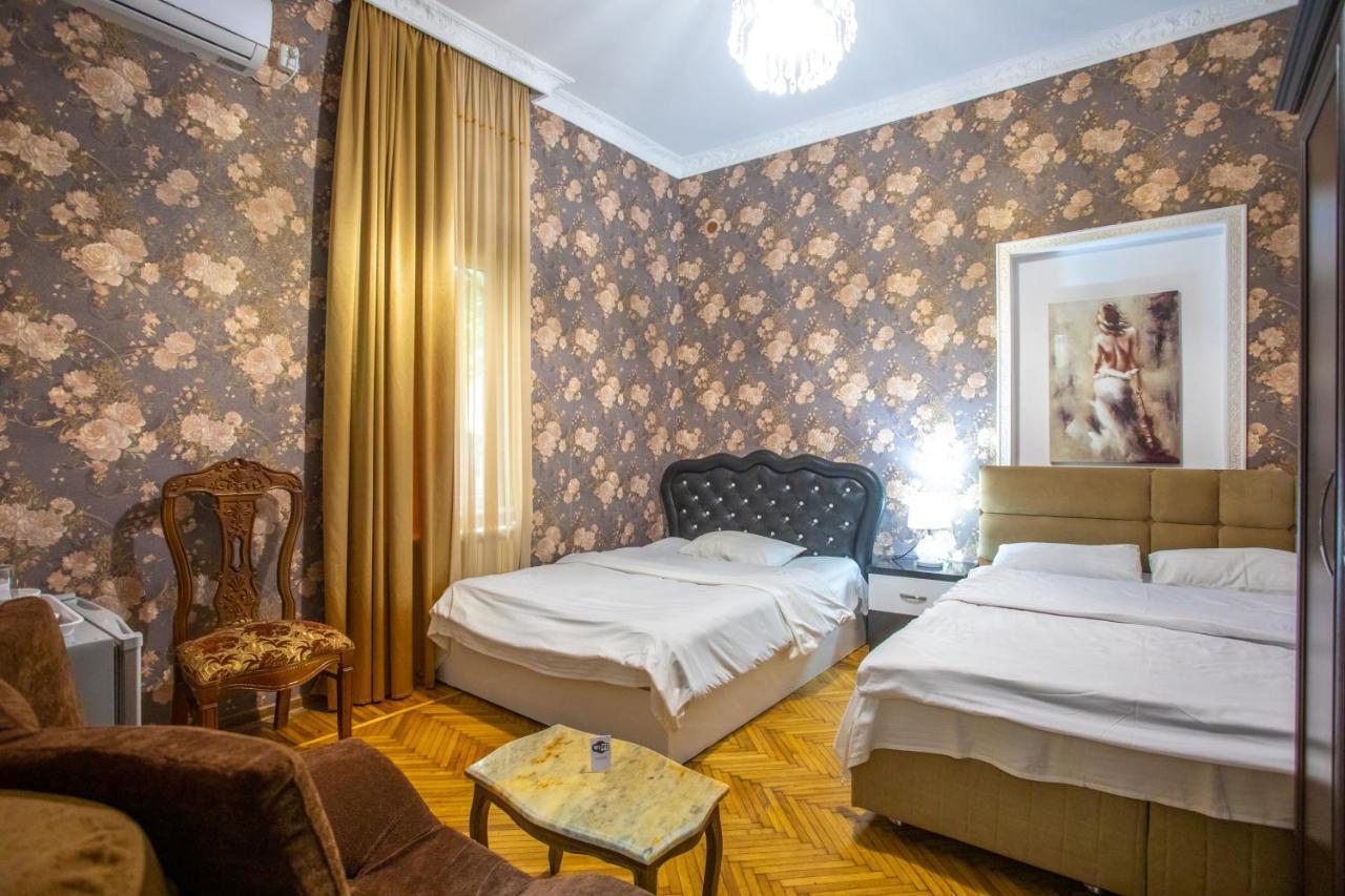 Hotel Mkudro Koutaïssi Extérieur photo
